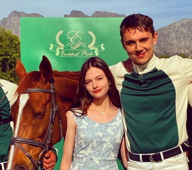 Calam Lynch with Mackenzie Foy