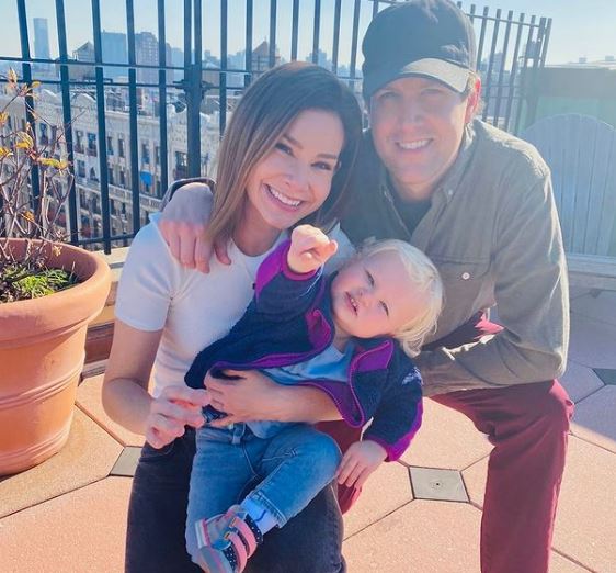 who-is-rebecca-jarvis-husband-her-family-children-salary-net-worth