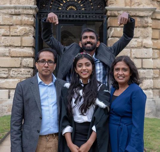 Is Charithra Chandran Dating? Her Wiki, Boyfriend, Parents, Net Worth