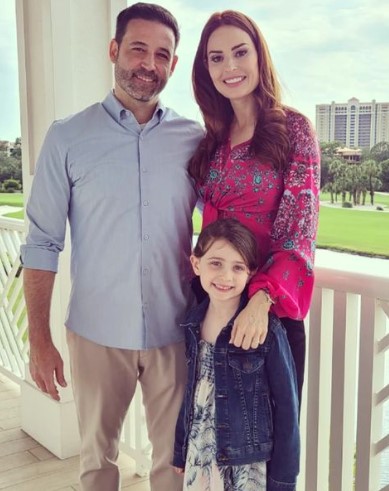 Heather Zumarraga Family Heather Zumarraga husband and children.
