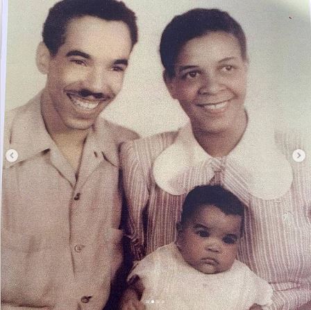 Gabrielle Union with her parents