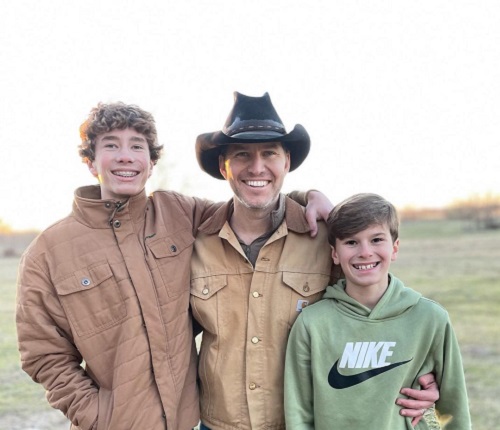 cwillcain_with-kid Will Cain with his kids
