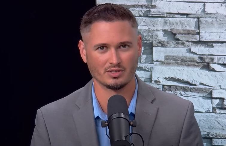 Is Kyle Kulinski Married? (Updated) Wife, Family, Net Worth