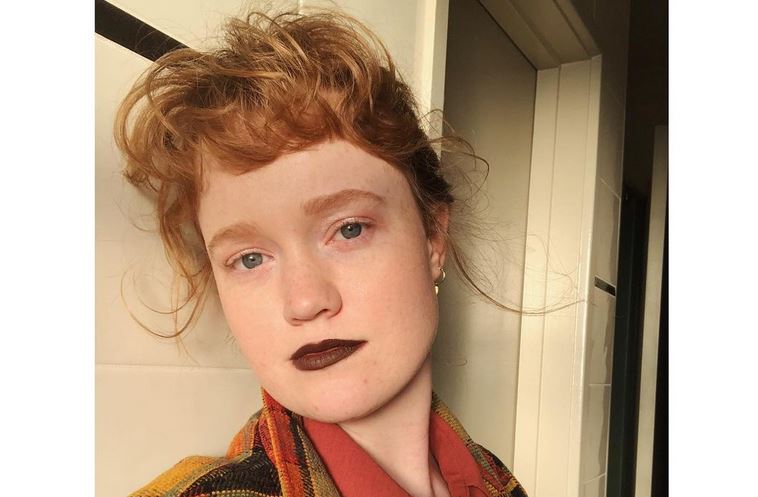 Is Liv Hewson Dating? (Updated) Partner, Parents, Net Worth