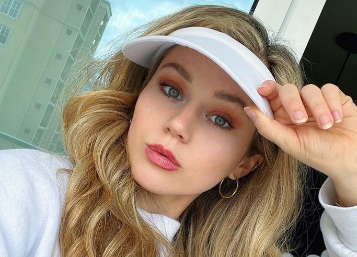 Brec Bassinger Dating Life With Boyfriend |Her Family And Net Worth