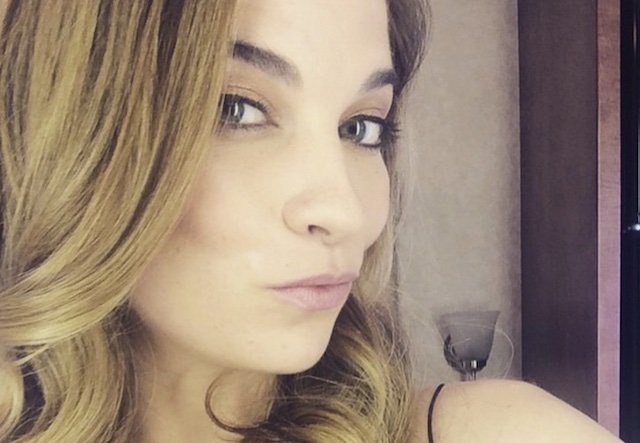 Annie Murphy Married Life, Husband, Children, Family, Net Worth