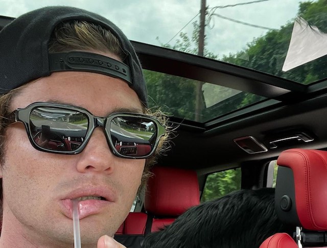 Is Chase Stokes Dating? Girlfriend, Parents, Siblings, Net Worth