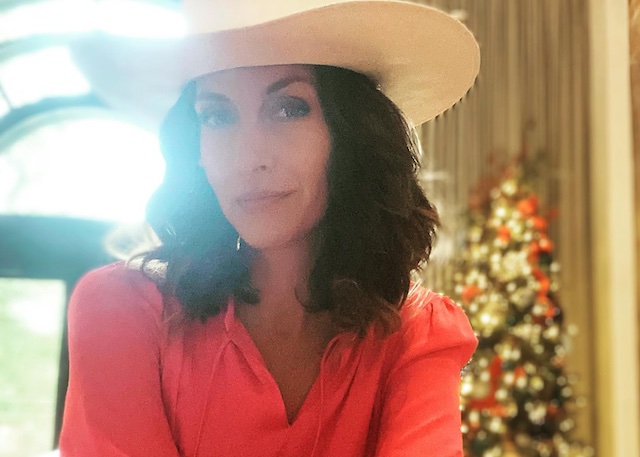 Is Dawn Olivieri Married? Partner, Boyfriend, Net Worth