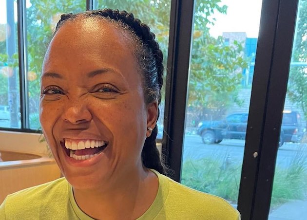 Does Aisha Tyler Have Children? Her Family, Husband, Net Worth & More