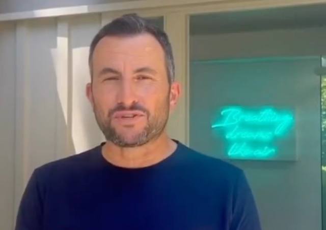 Buying Beverly Hills Zach Goldsmith Wife, Partner, Family, Net Worth