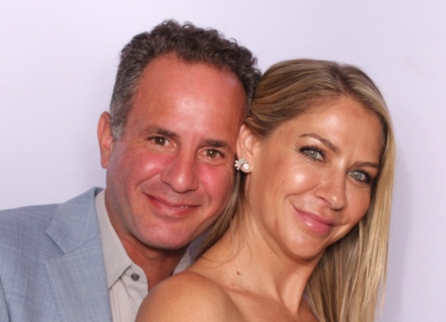 Michelle Schwartz Buying Beverly Hills Age, Husband, Kids, Net Worth