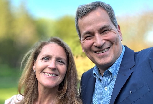 David Pogue Wife, Children, Family, Net Worth